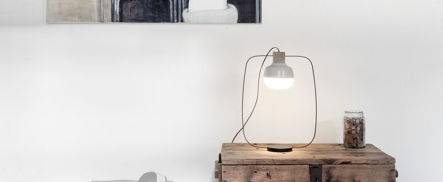 banner-image Lampe a poser the new old light tall blanc led l30cm h52cm kimu normal