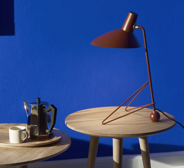 Tripod mh9 hvidt molgaard lampe a poser table lamp  andtradition 14090032  design signed nedgis 118211 product