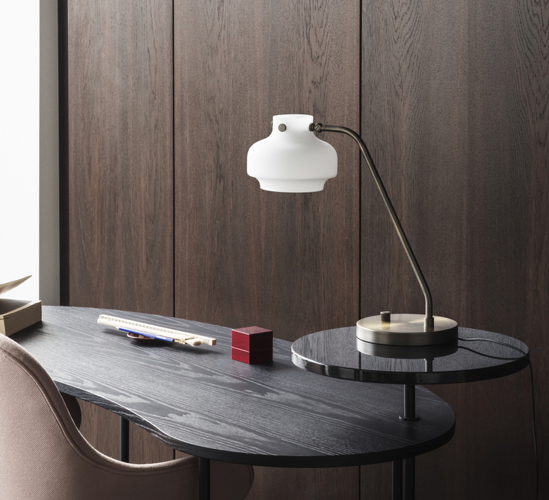 Desk Lamp Copenhagen Sc15 Opal Led O16cm H37cm Andtradition