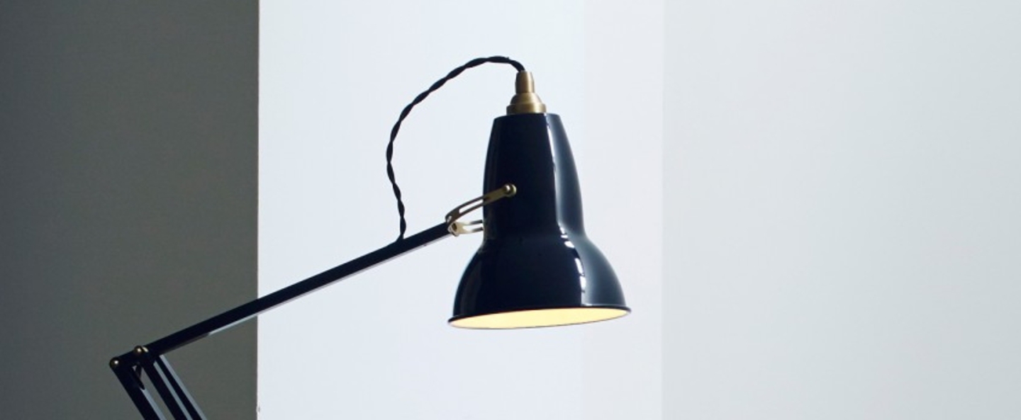 banner-image Lampe de bureau original 1227 brass gris fonce h60cm anglepoise normal