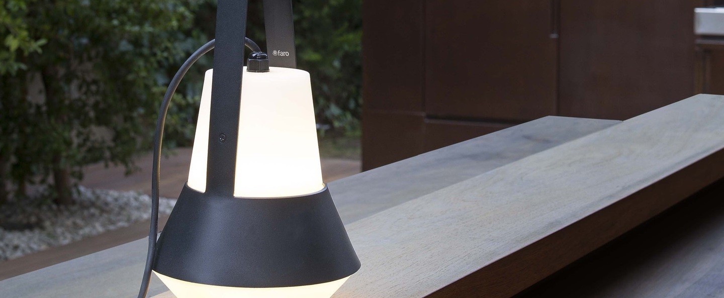 banner-image Lampe de jardin baladeuse cat blanc noir h32cm faro normal