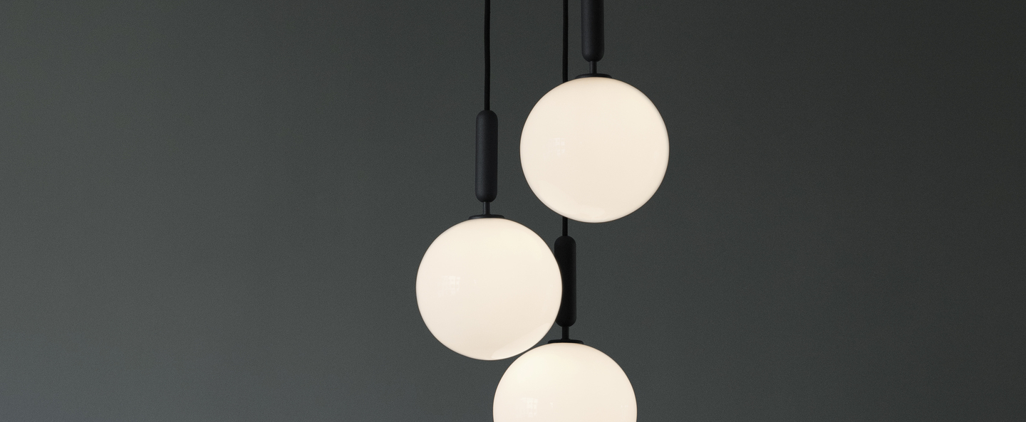 banner-image Lustre miira 3 large noir blanc opalin o37cm h35 3cm nuura normal