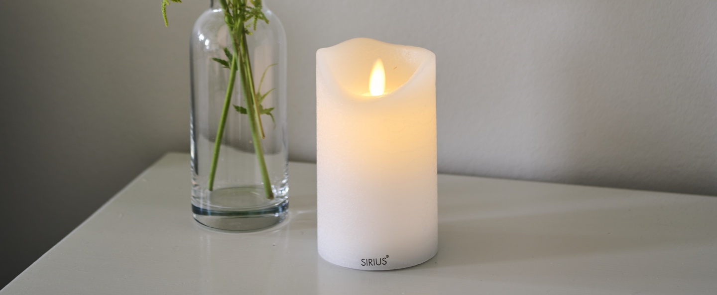 Objet lumineux sara rechargeable blanc led lm o7 5cm h12 5cm sirius normal