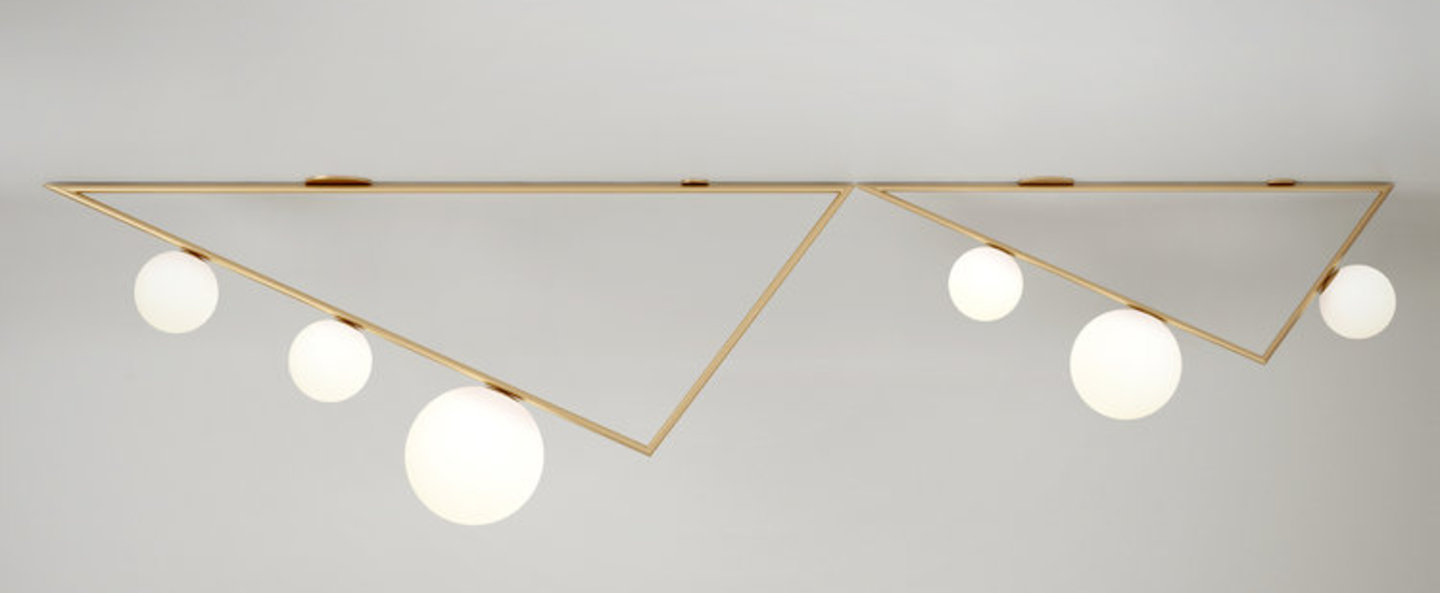 banner-image Plafonnier triangle 3 1 5m laiton l150cm h50cm atelier areti normal