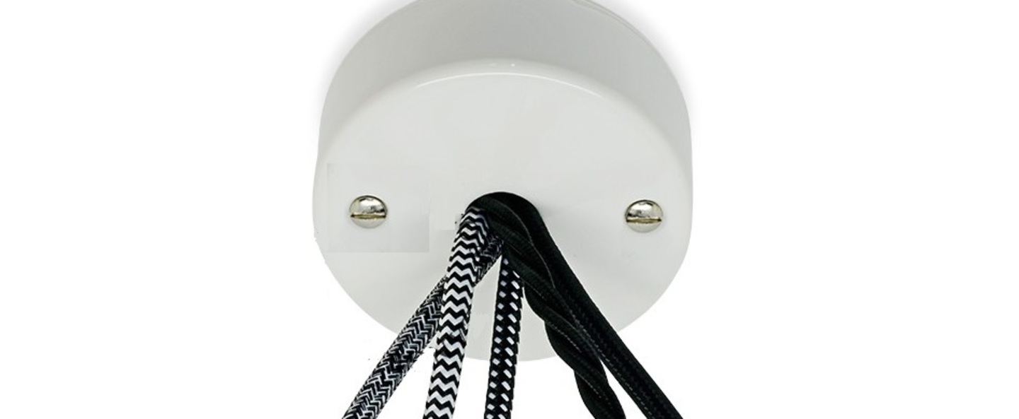 banner-image Rosace en porcelaine blanche multiple max 5 fils tresses zangra normal