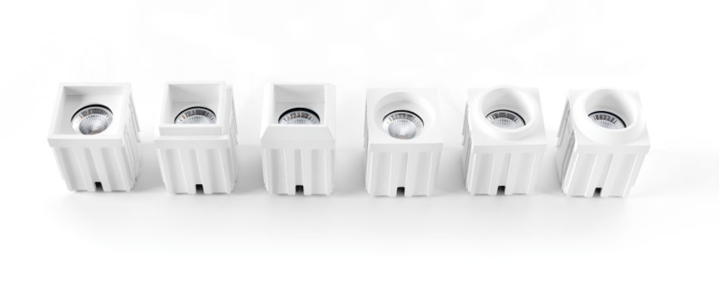 banner-image Spot encastrable led qbini square out blanc cadre blanc h5 5cm l4 4cm 2700k 40 modular normal