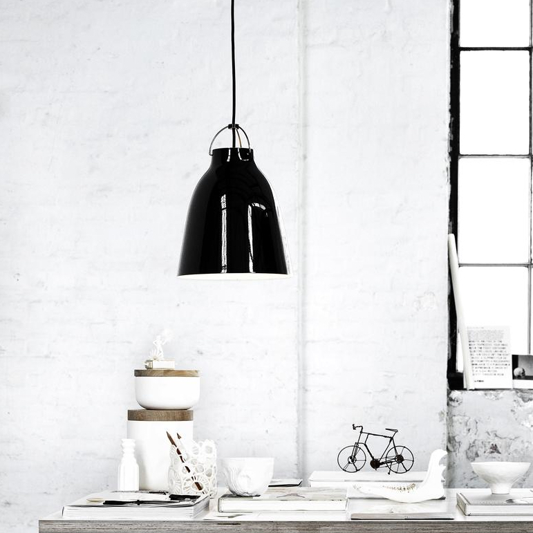 Pendant light, Caravaggio P2, black, Ø25,8cm, H33,7cm - Fritz