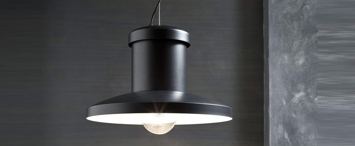 banner-image Suspension chapeau noir o27cm zava 1e7e4191 a91b 4737 87d0 8ffe3b277e0a normal
