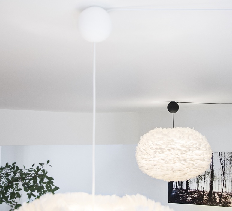 Eos mini blanc avec cable cannonballl blanc soren ravn christensen suspension pendant light  umage vita copenhagen 2011 4031  design signed nedgis 93624 product