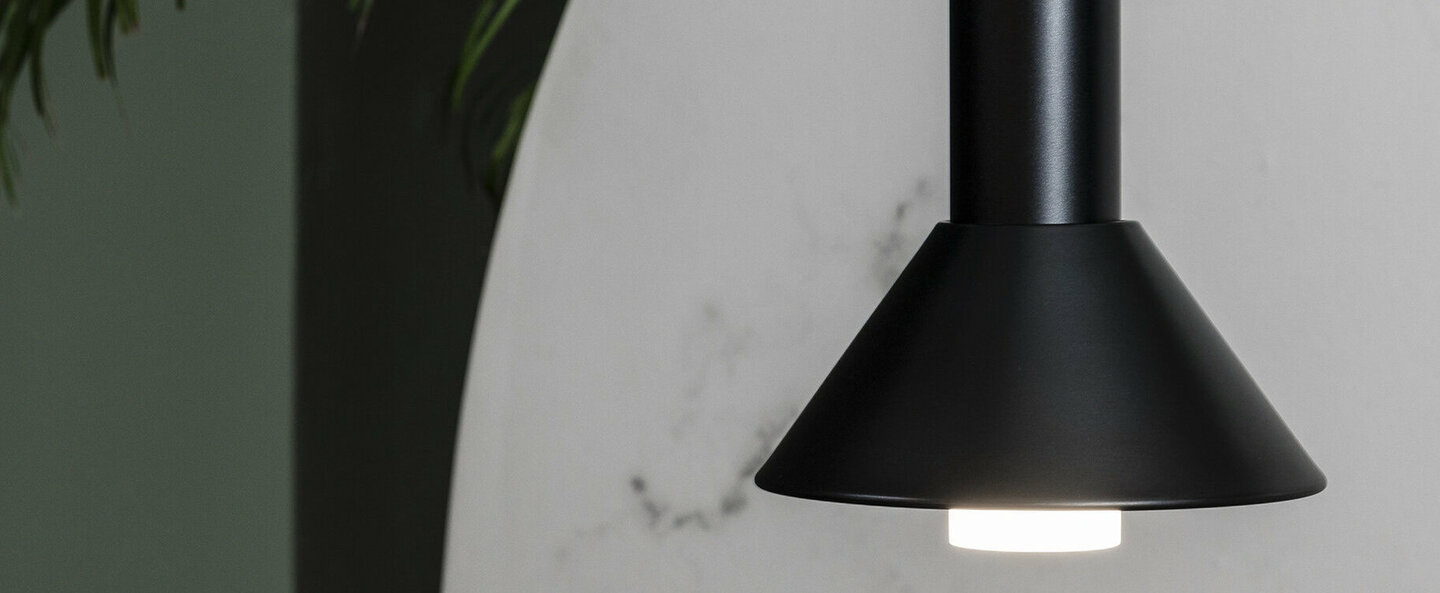 banner-image Suspension fuji noir et blanc ip44 l17 5cm h24cm faro normal