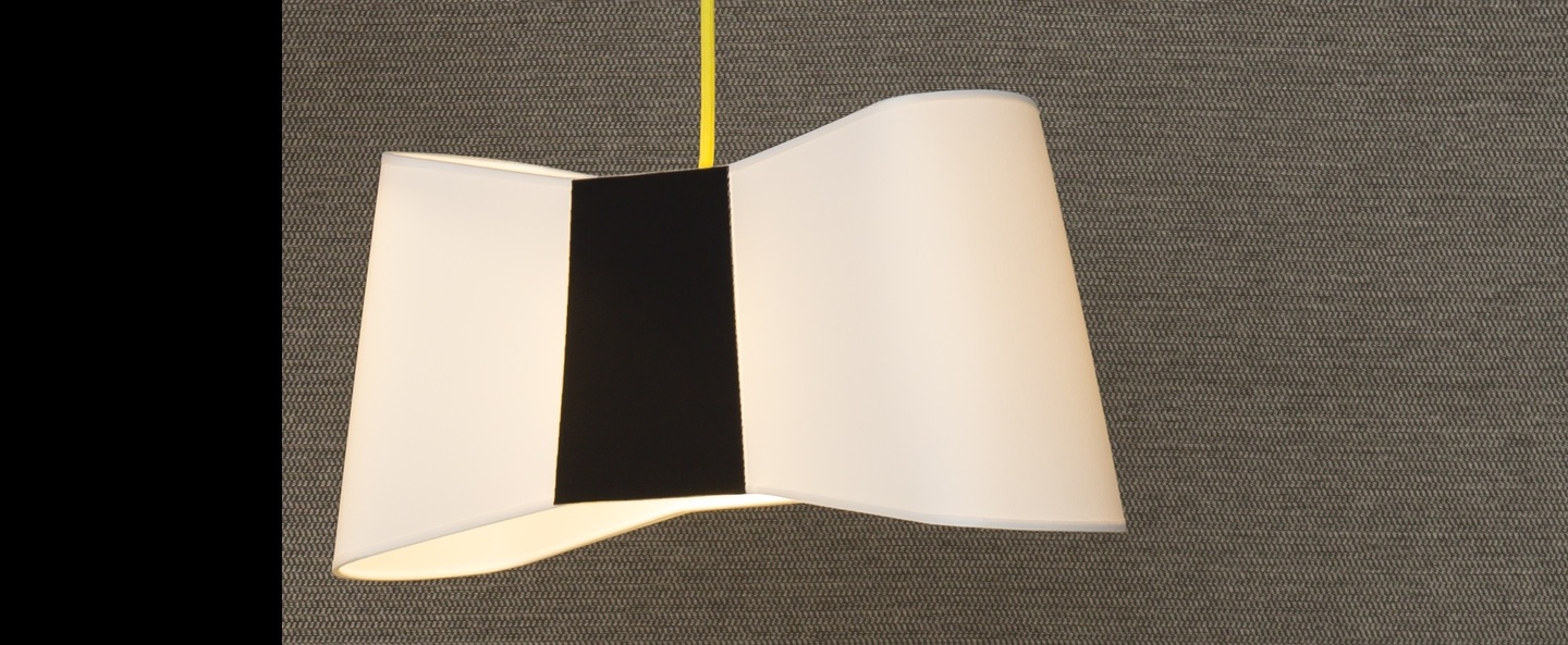 banner-image Suspension grand couture blanc noir jaune l50cm designheure normal