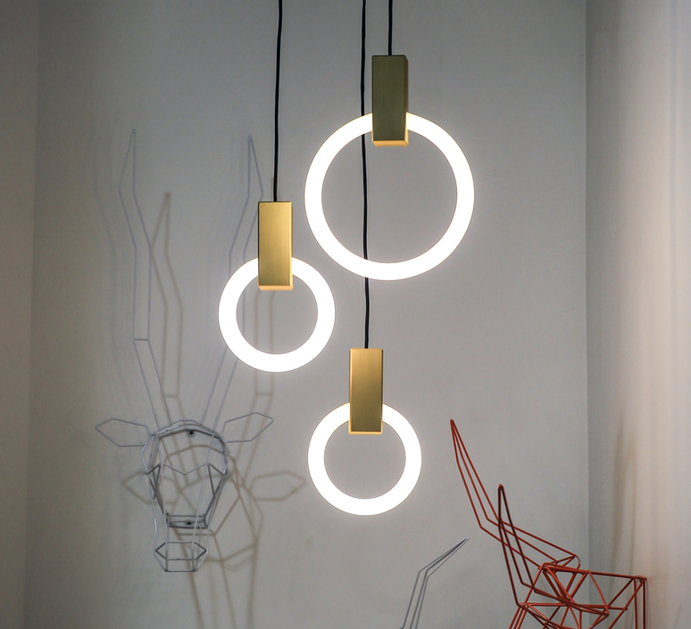 Halo 16 matthew mccormick suspension pendant light  studio matthew mccormick h p16 brb  design signed 53222 product