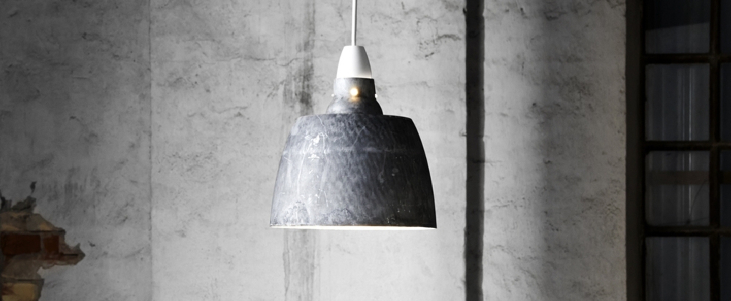 banner-image Suspension hang on honey oxidized aluminium gris h27 5cm o 24cm new works normal