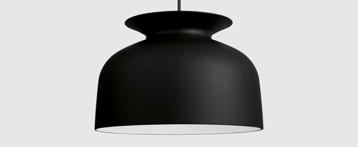 banner-image Suspension ronde 40 noir charbon o40cm h28cm gubi normal