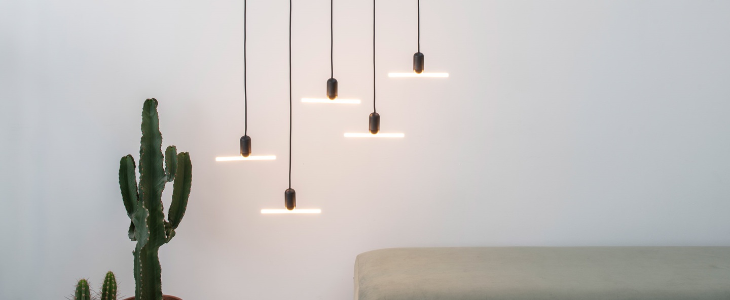 banner-image Suspension smile 3 blanc noir led 2000k 400lm dimmable l22cm h6cm beem normal