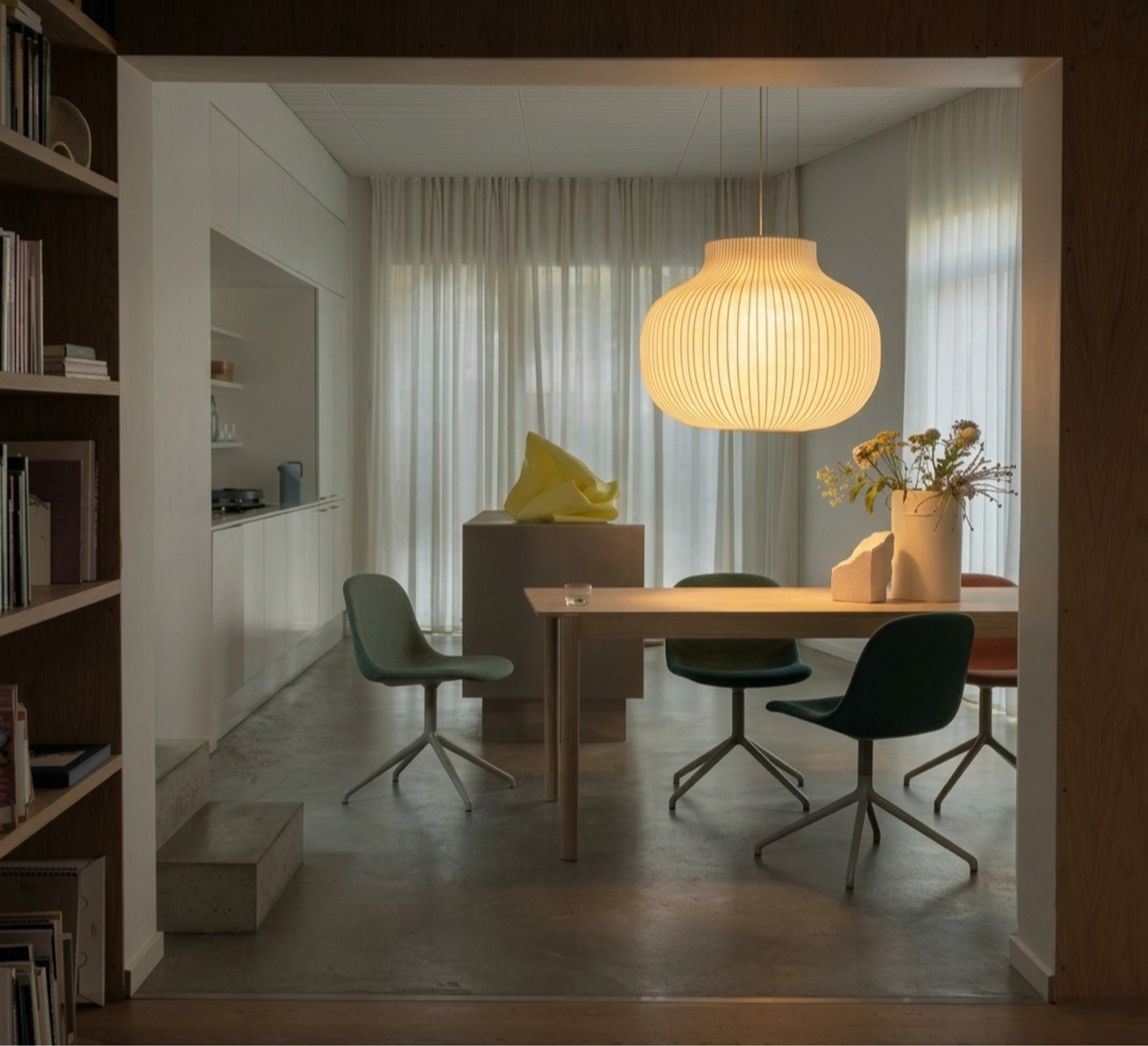 Suspension, Strand Closed, white, Ø80cm, H60.8cm - MUUTO - Nedgis