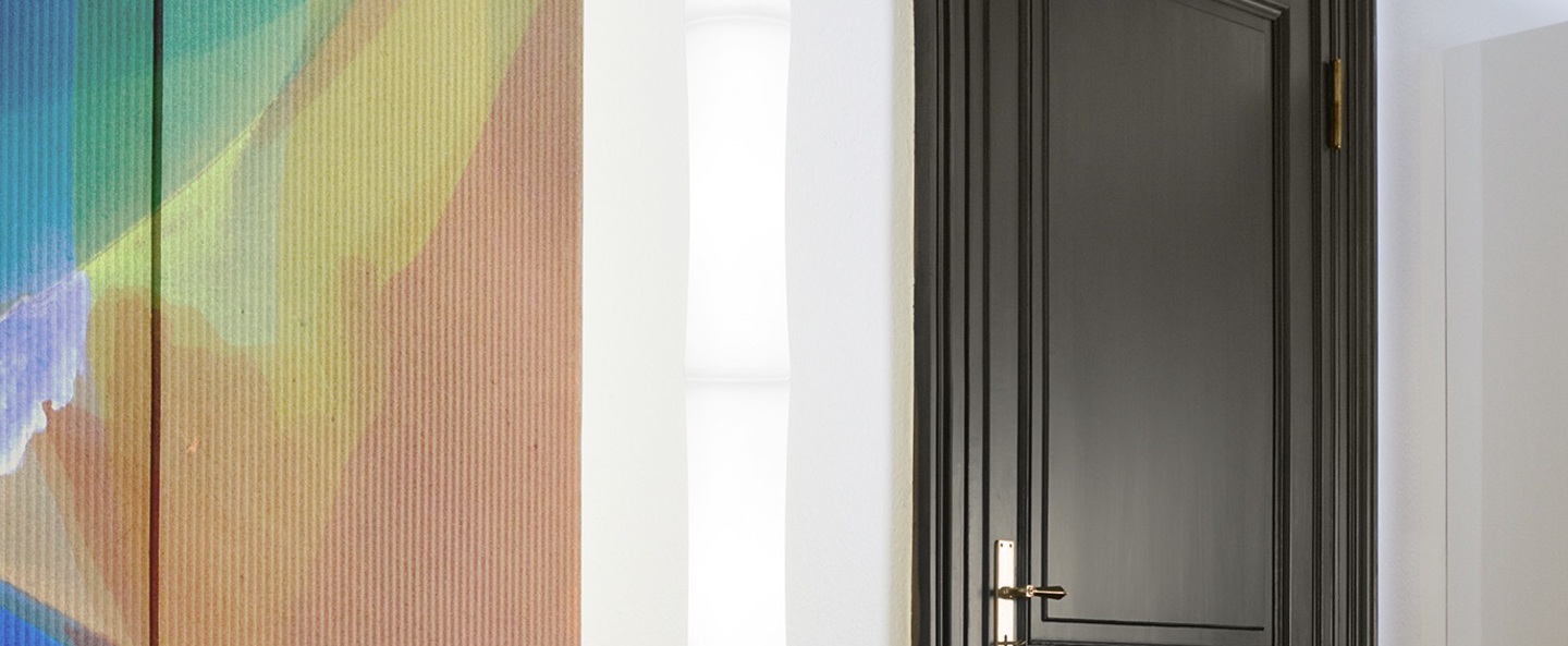 banner-image Suspension take plus led blanc base chrome h218cm lumen center italia normal