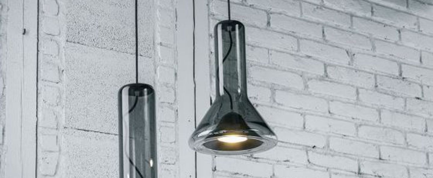 banner-image Suspension whistle medium verre fume et noir led o38cm h55cm brokis normal
