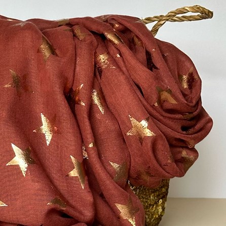 Antique Stars Print Scarf in Red Antique Stars Print Scarf in Red