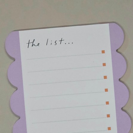 Caroline Gardner Lilac Scallop Edge List Pad
