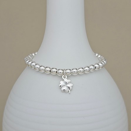 Children's Beaded Bracelet with Clover Leaf Charm Children's Beaded Bracelet with Clover Leaf Charm