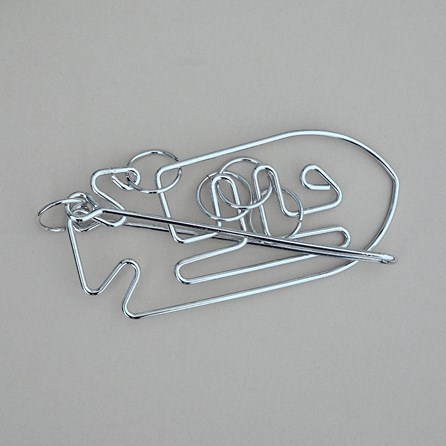 Einstein's Metal Fish Puzzle Einstein's Metal Fish Puzzle