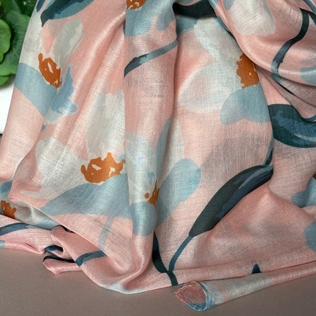 Floral Pattern Scarf in Coral Floral Pattern Scarf in Coral