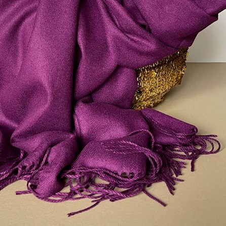 Super Soft Plain Pashmina Style Scarf in Purple Super Soft Plain Pashmina Style Scarf in Purple
