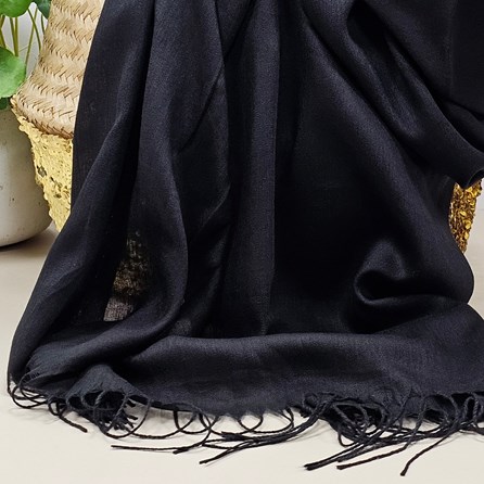 Plain Lightweight Tassel Scarf in Black Plain Lightweight Tassel Scarf in Black