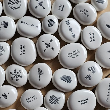 Porcelain Sentiment Pebble Porcelain Sentiment Pebble