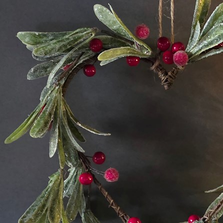 Red Berry Heart Wreath Christmas Decoration