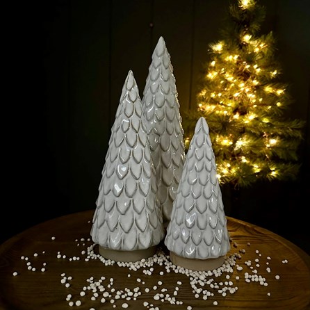 Ceramic Scalloped Tree Decoration Ceramic Scalloped Tree Decoration