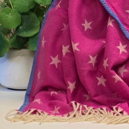 Stars Blanket Scarf in Hot Pink