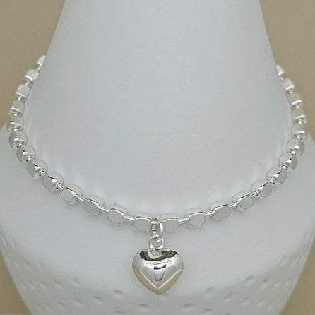 Sterling Silver Cube Chain Bracelet with Heart Charm Sterling Silver Cube Chain Bracelet with Heart Charm