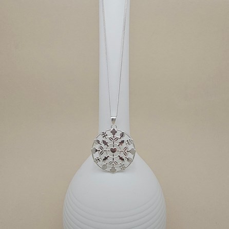 Sterling Silver Trees & Leaves Circle Charm Necklace Sterling Silver Trees & Leaves Circle Charm Necklace