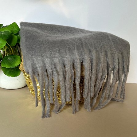 Super Soft Chunky Tassel Scarf in Grey Super Soft Chunky Tassel Scarf in Grey