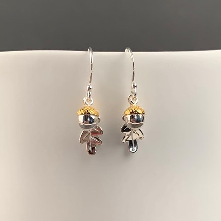 Solid Silver Oak Leaf And Acorn Earrings Solid Silver Oak Leaf And Acorn Earrings