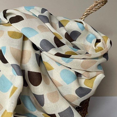 Scallops Print Scarf in Cream Scallops Print Scarf in Cream