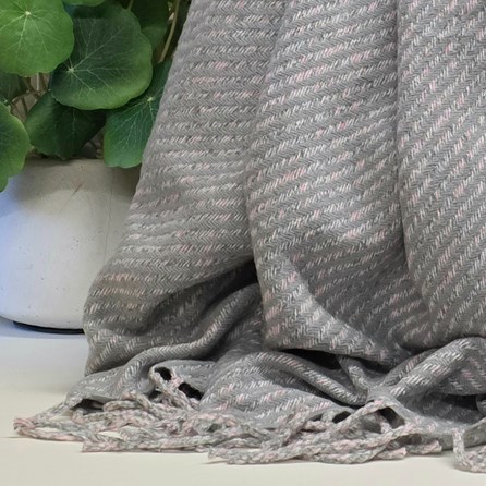 Winter Fleck Blanket Scarf in Grey