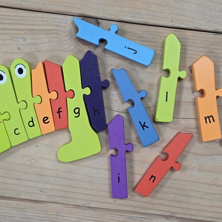 Wooden Crocodile Alphabet Puzzle Wooden Crocodile Alphabet Puzzle
