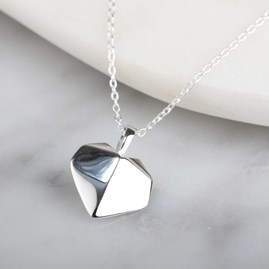 Stunning Silver Origami Heart Necklace Stunning Silver Origami Heart Necklace