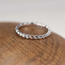 Interlocking Solid Silver Heart Ring Interlocking Solid Silver Heart Ring