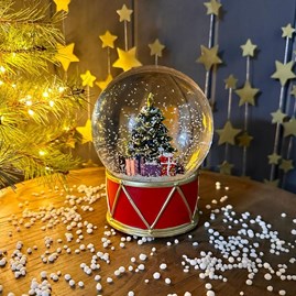 Christmas Tree Snowglobe On Drum Base Christmas Tree Snowglobe On Drum Base