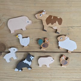 Farmyard Stacking Animals & Bag