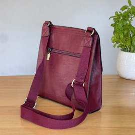 Postman Lock Satchel Bag in Wine Postman Lock Satchel Bag in Wine