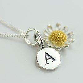 Personalised Sterling Silver Daisy Necklace Personalised Sterling Silver Daisy Necklace