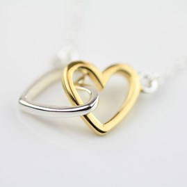 Interlocking Perfect Pair Of Hearts Necklace Interlocking Perfect Pair Of Hearts Necklace