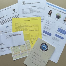 Murder Mystery Case Files - Death In Antarctica Murder Mystery Case Files - Death In Antarctica