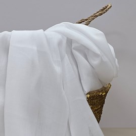 Plain Lightweight Tassel Scarf in White Plain Lightweight Tassel Scarf in White