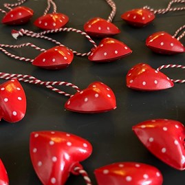 Red Metal Heart Hanging Decoration Red Metal Heart Hanging Decoration